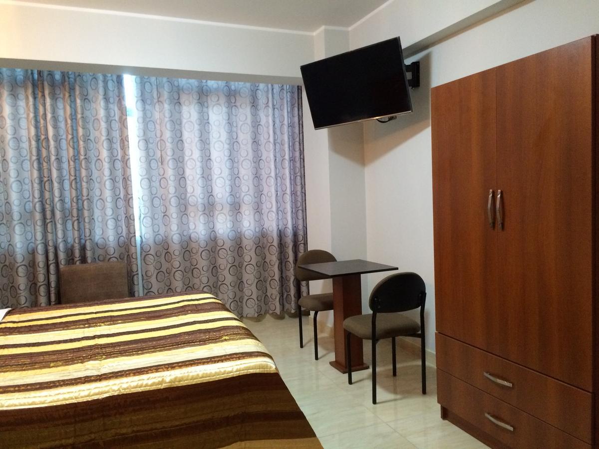 Hostal Gold Star Tacna Kültér fotó